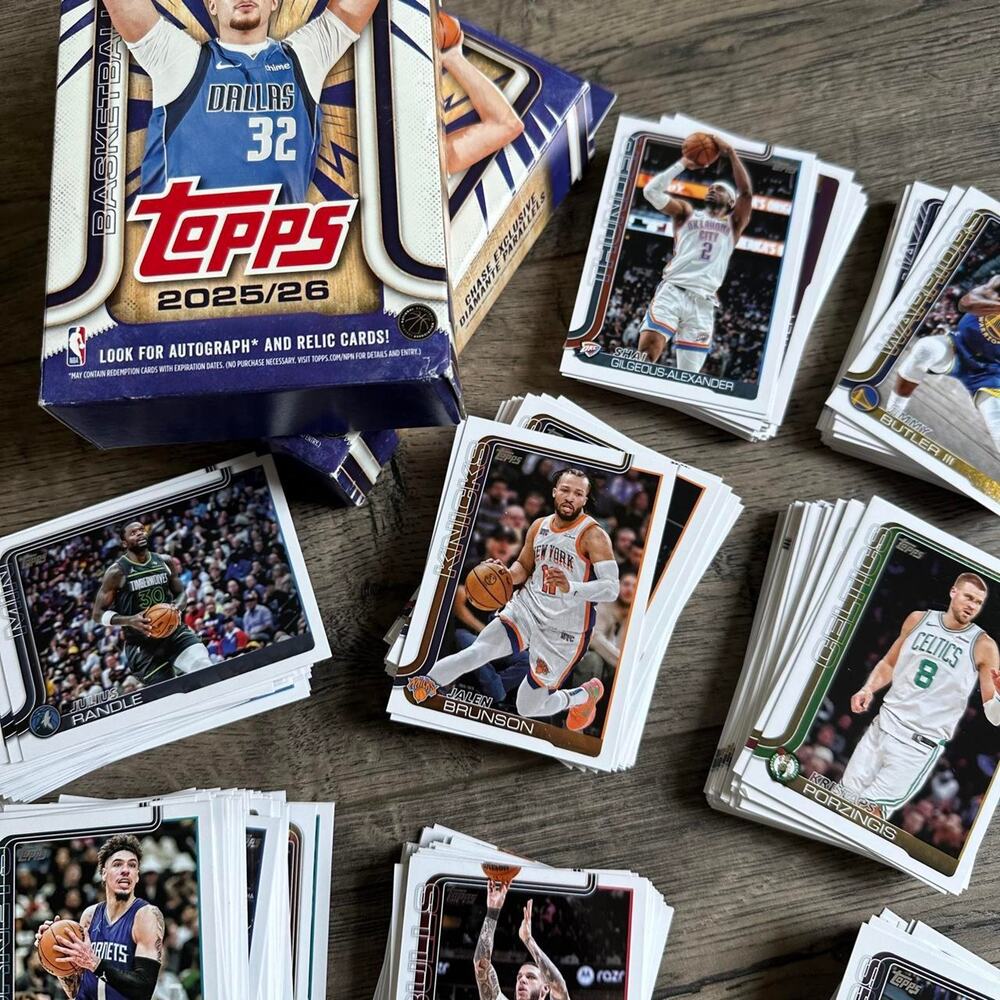 Topps 2025/26 NBA Basketball Trading Cards Bundle Card Player Lot